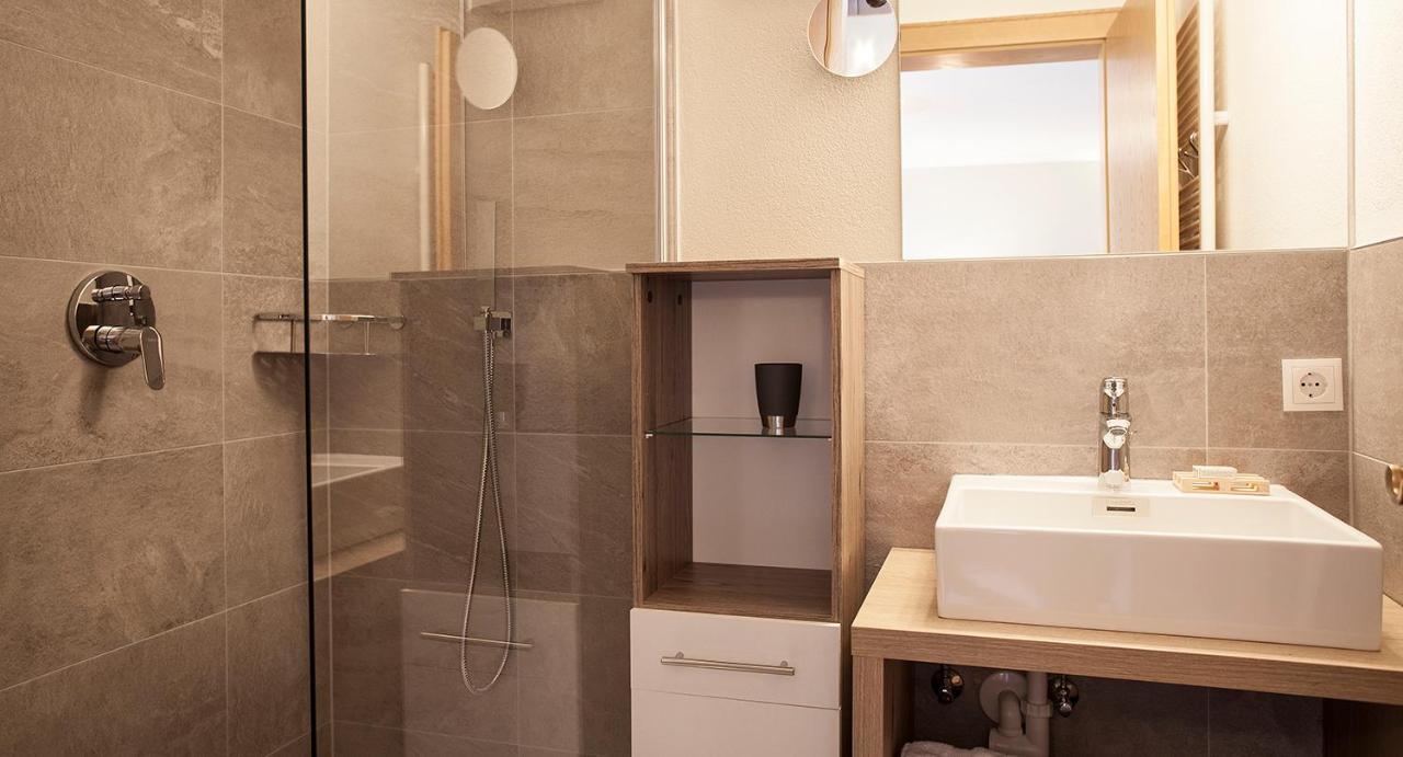Living-Apart Anita Oetz Bagian luar foto